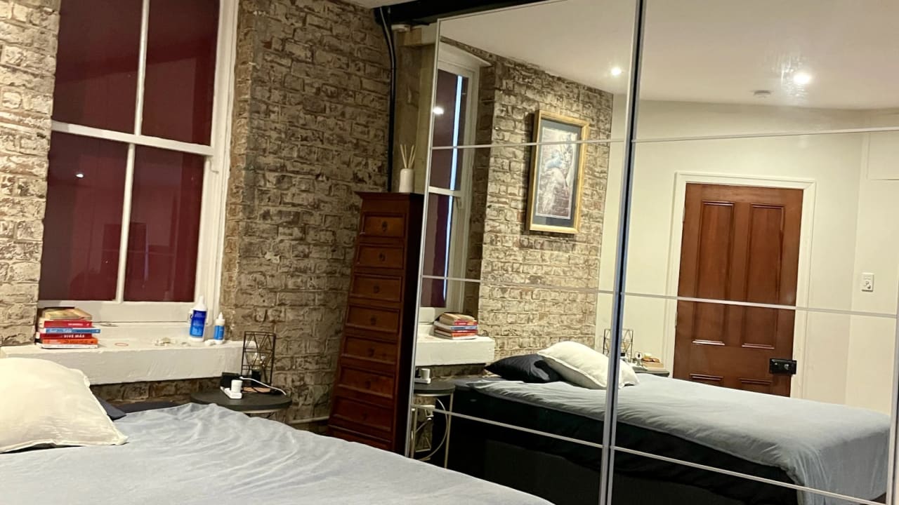 Furnished room in a share house