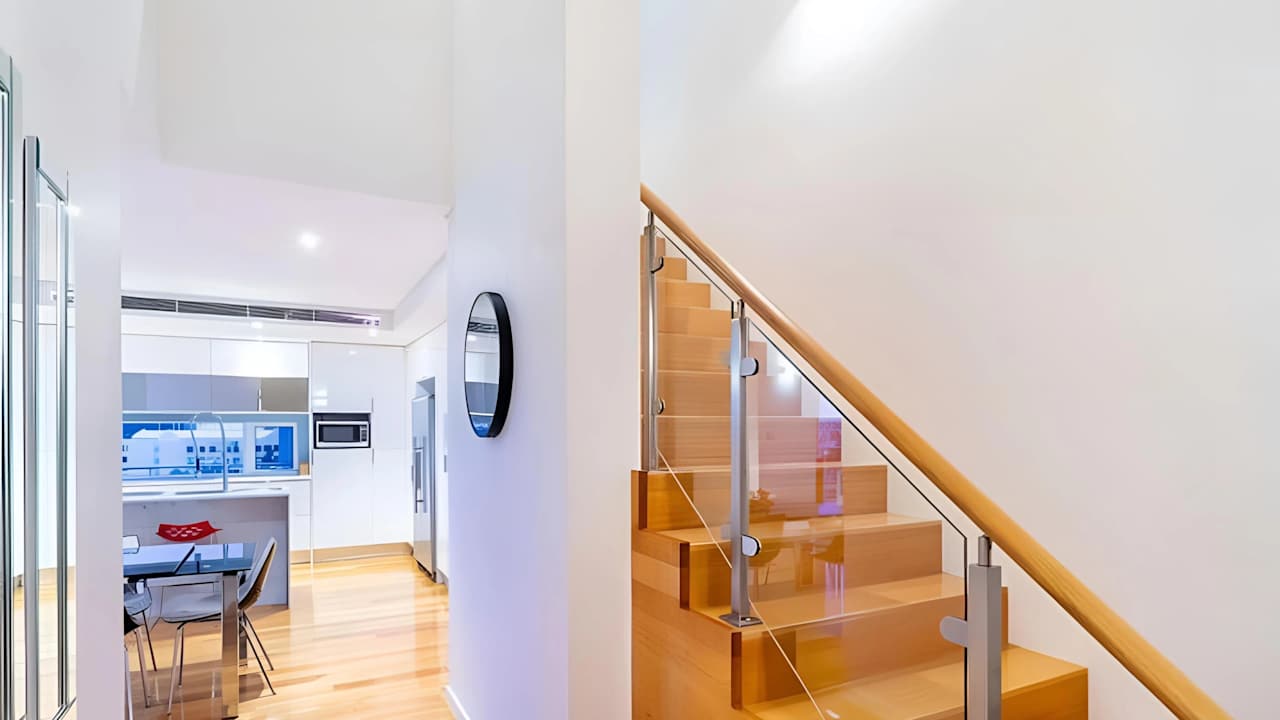 Furnished room with ensuite in a flatshare