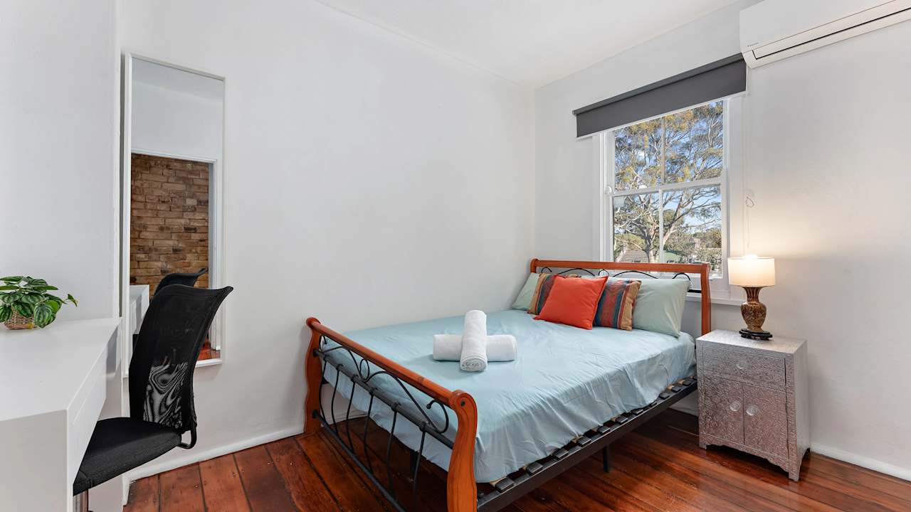 Whole property with 3 rooms for rent