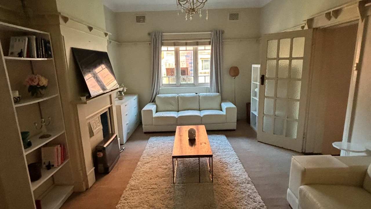 Furnished room in a share house