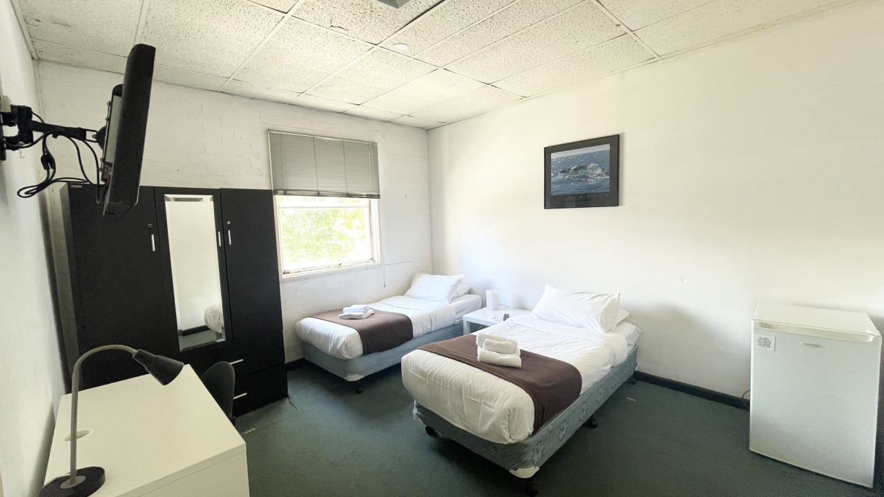 Furnished room in a share house