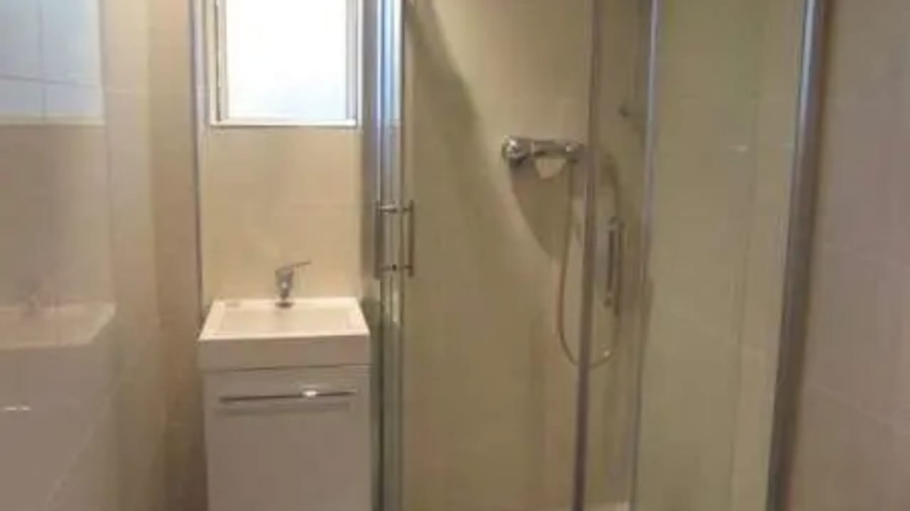 Furnished room with own bathroom
