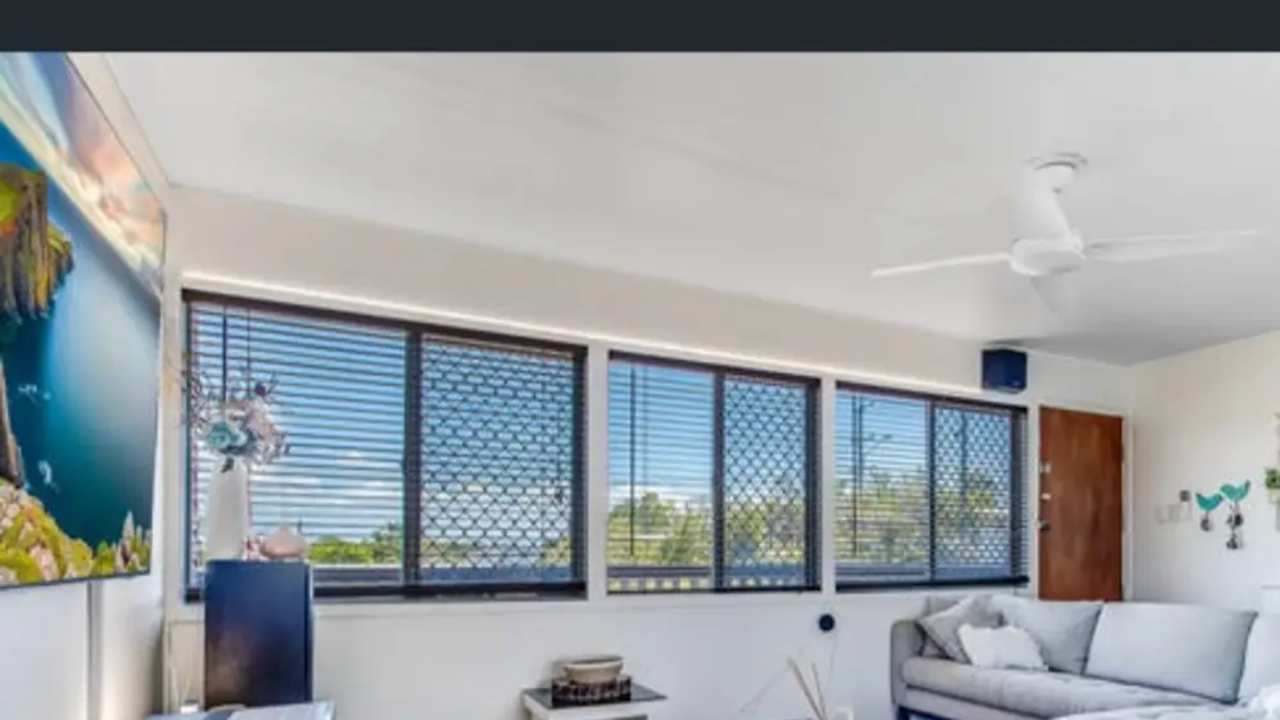 Room in a share house