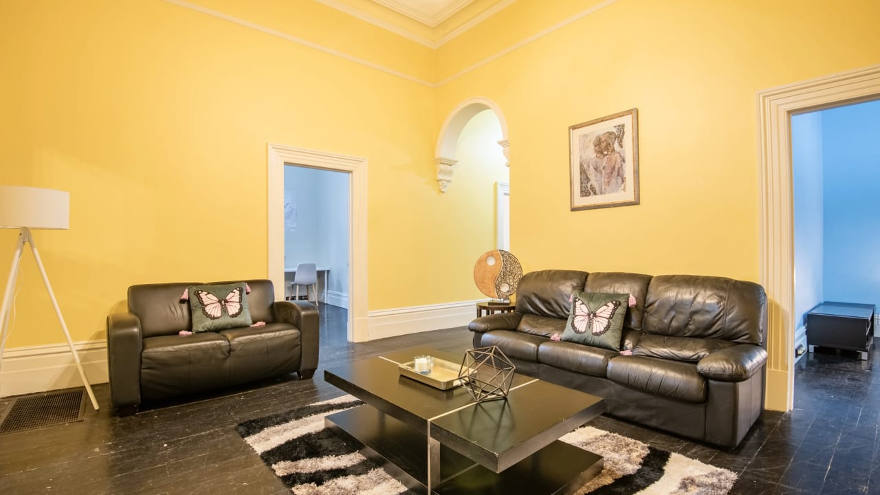 Furnished room in a share house