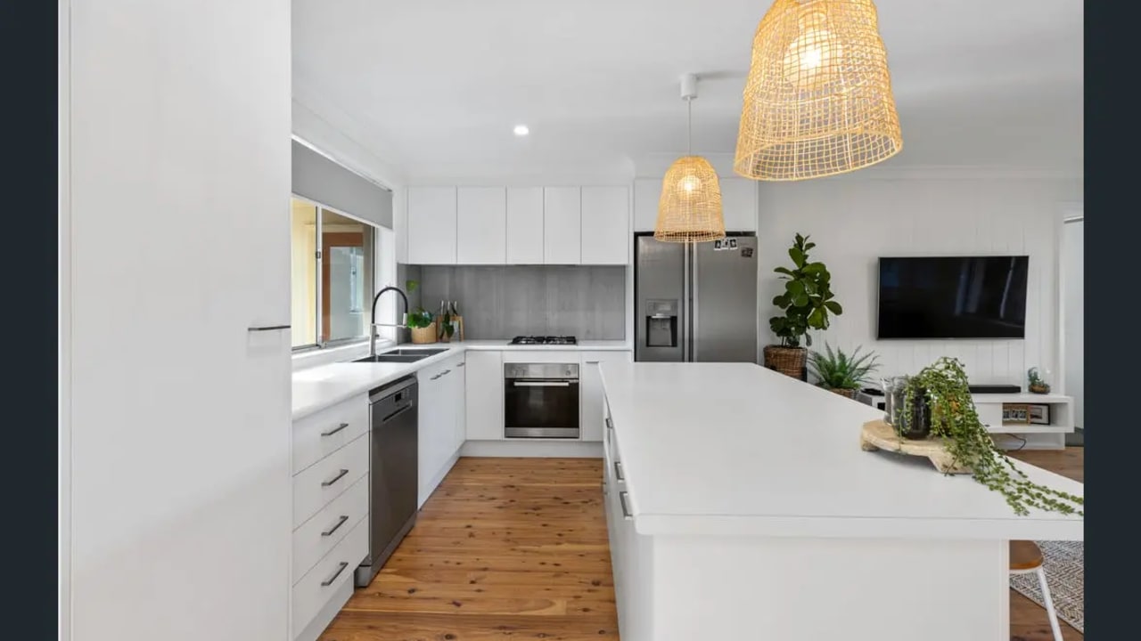 Unfurnished room in a share house