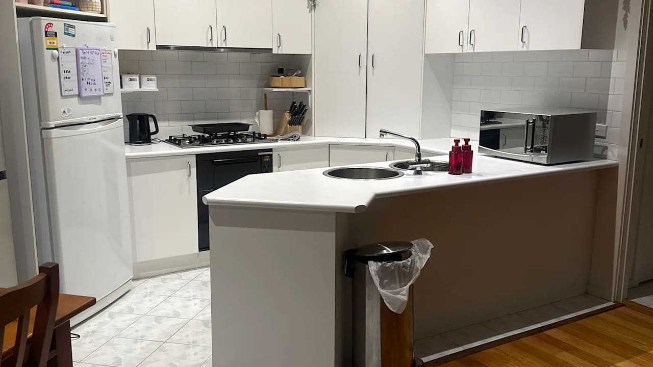 Unfurnished room in a share house