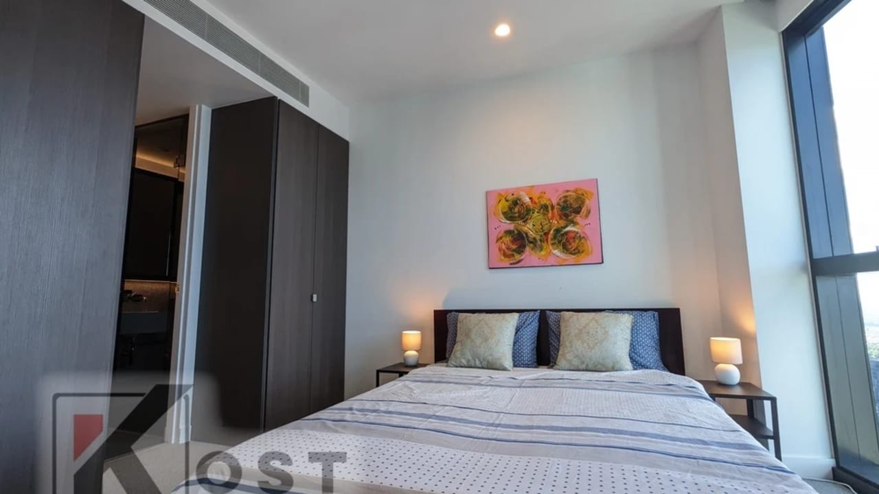 Furnished room with ensuite in a flatshare