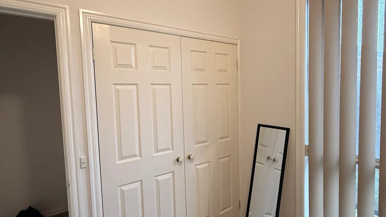 Unfurnished room with own bathroom
