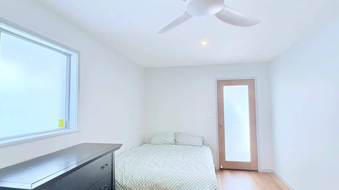 Furnished room studio flat for rent