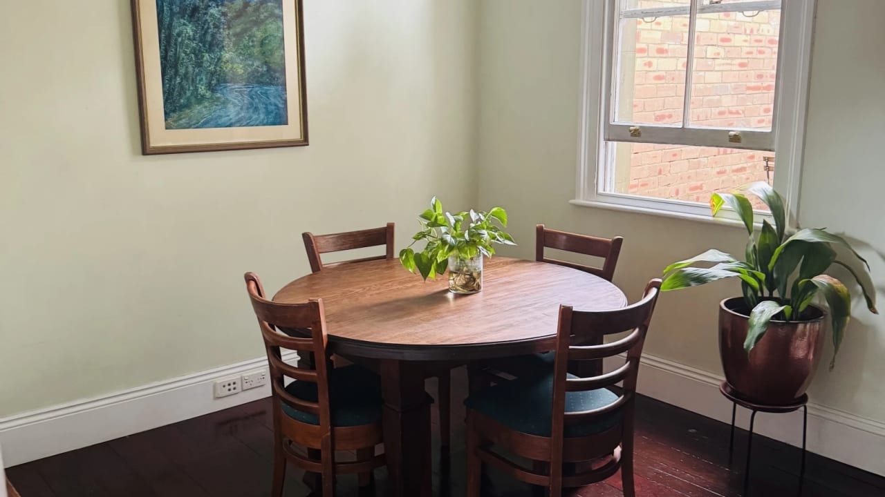 Whole property with 2 rooms for rent