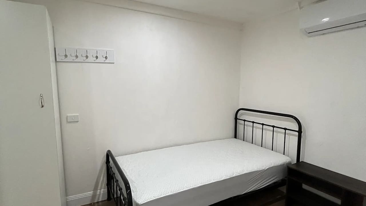 Furnished room granny flat for rent