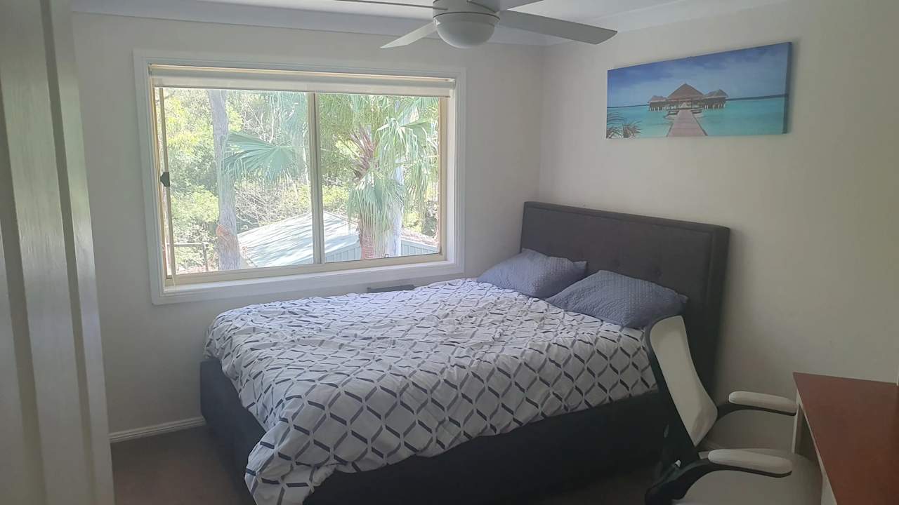 Room in a share house