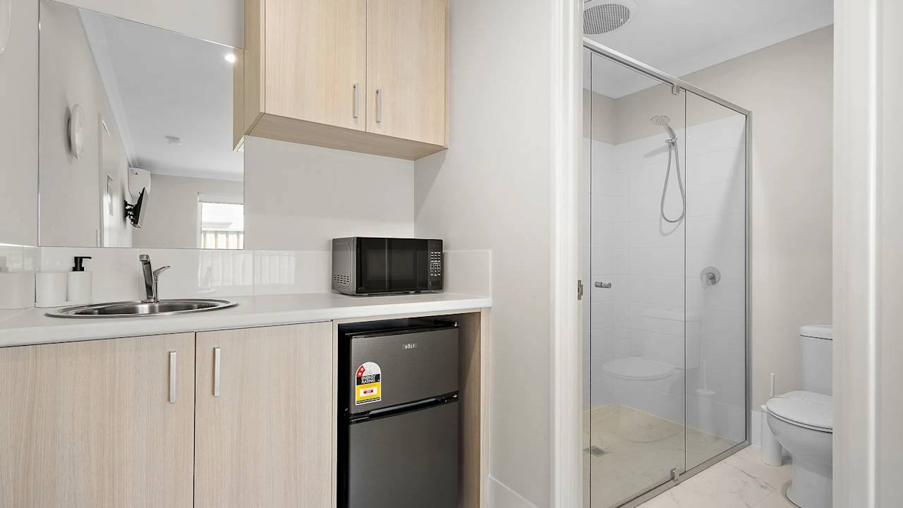 Furnished room with ensuite in a share house
