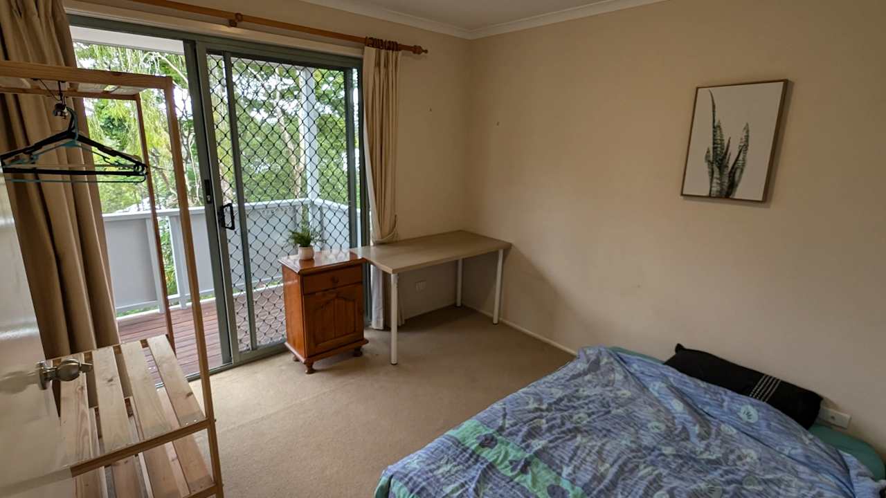 Furnished room in a share house