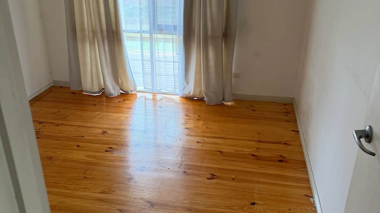 Unfurnished room in a share house