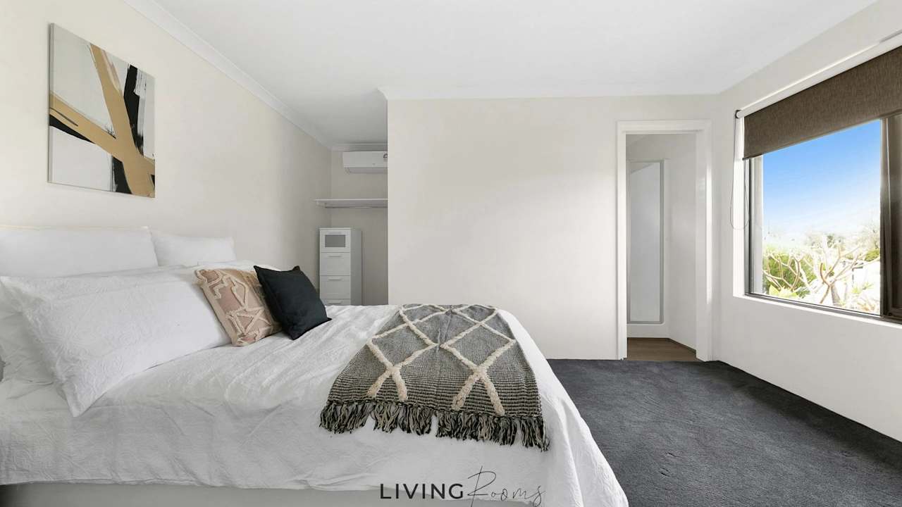 Furnished room with ensuite in a share house