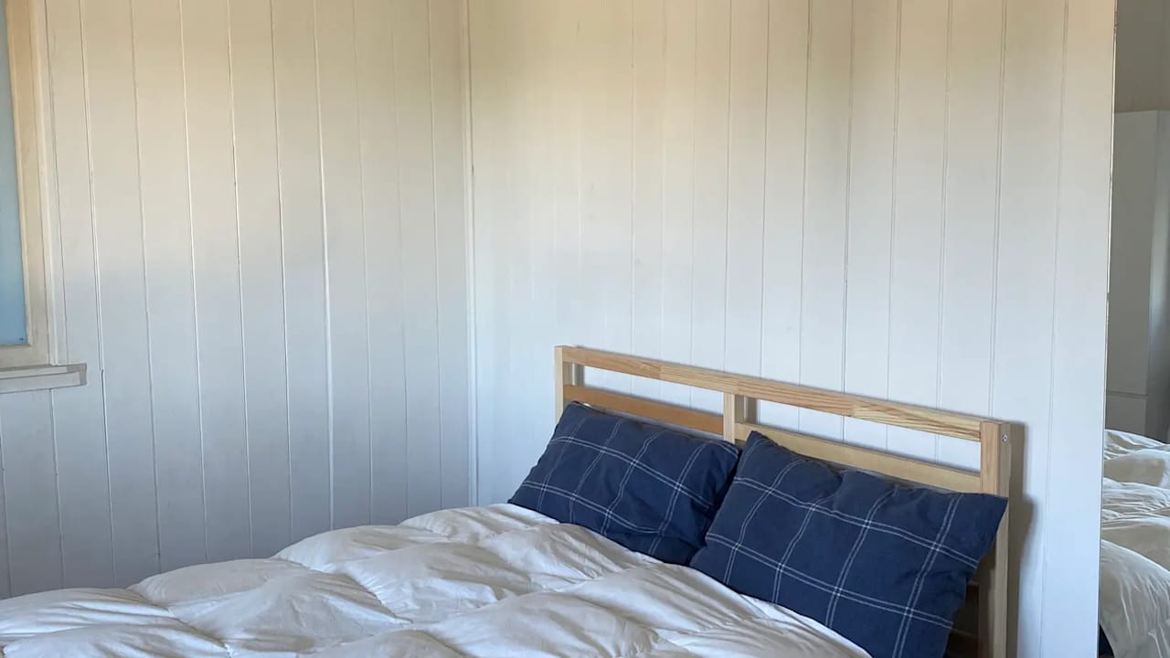 Room in a share house