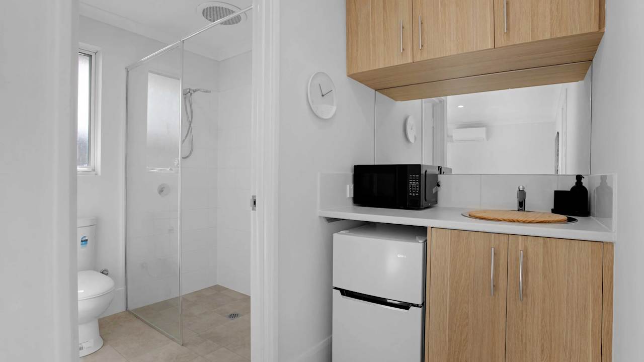 Furnished room with ensuite in a share house