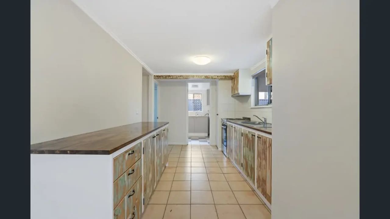 Whole property with 3 rooms for rent