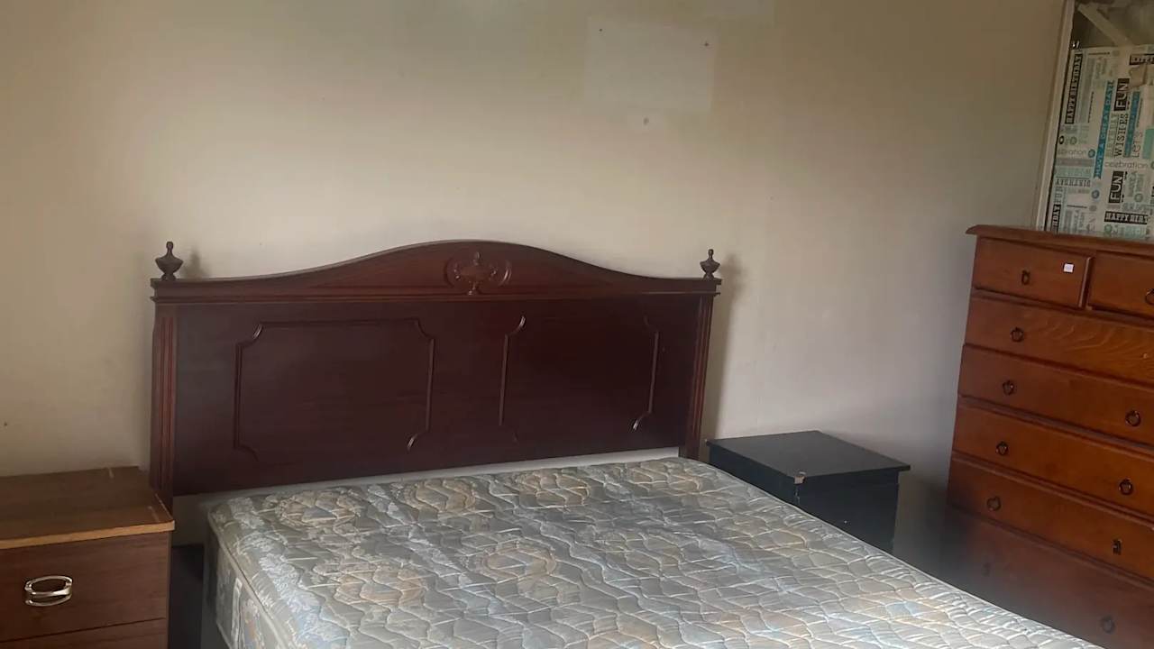 Furnished room with own bathroom