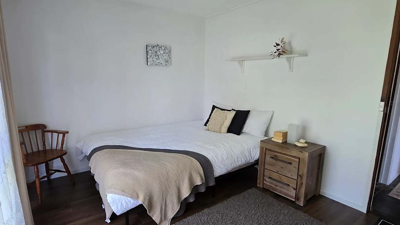 Room in a share house