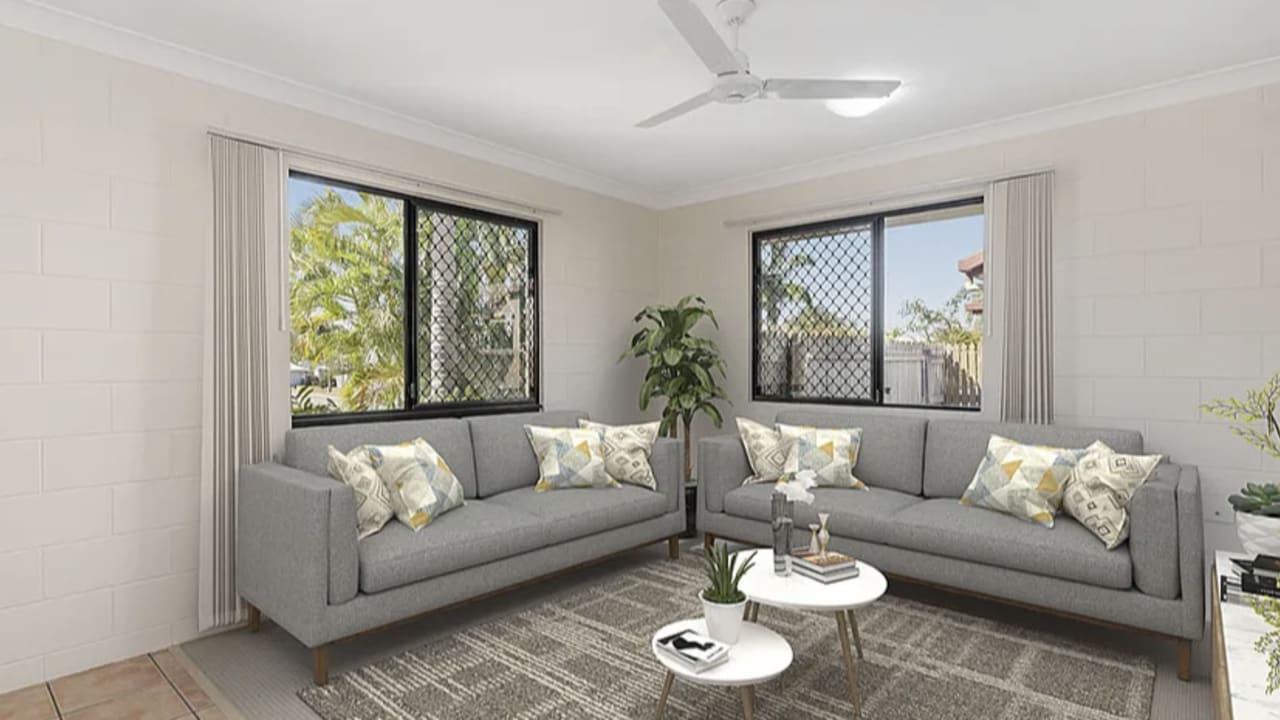 Furnished room in a share house