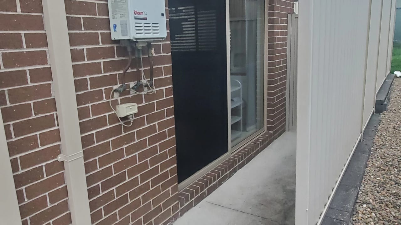 Furnished room with own bathroom