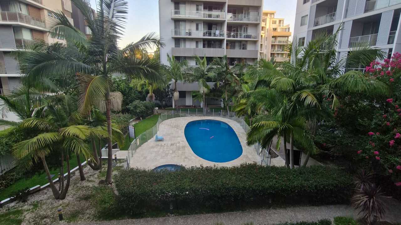 Furnished room in a flatshare