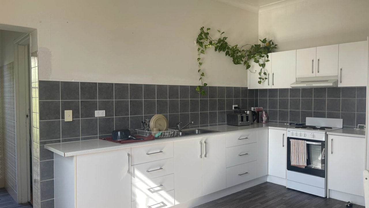 Unfurnished room in a flatshare