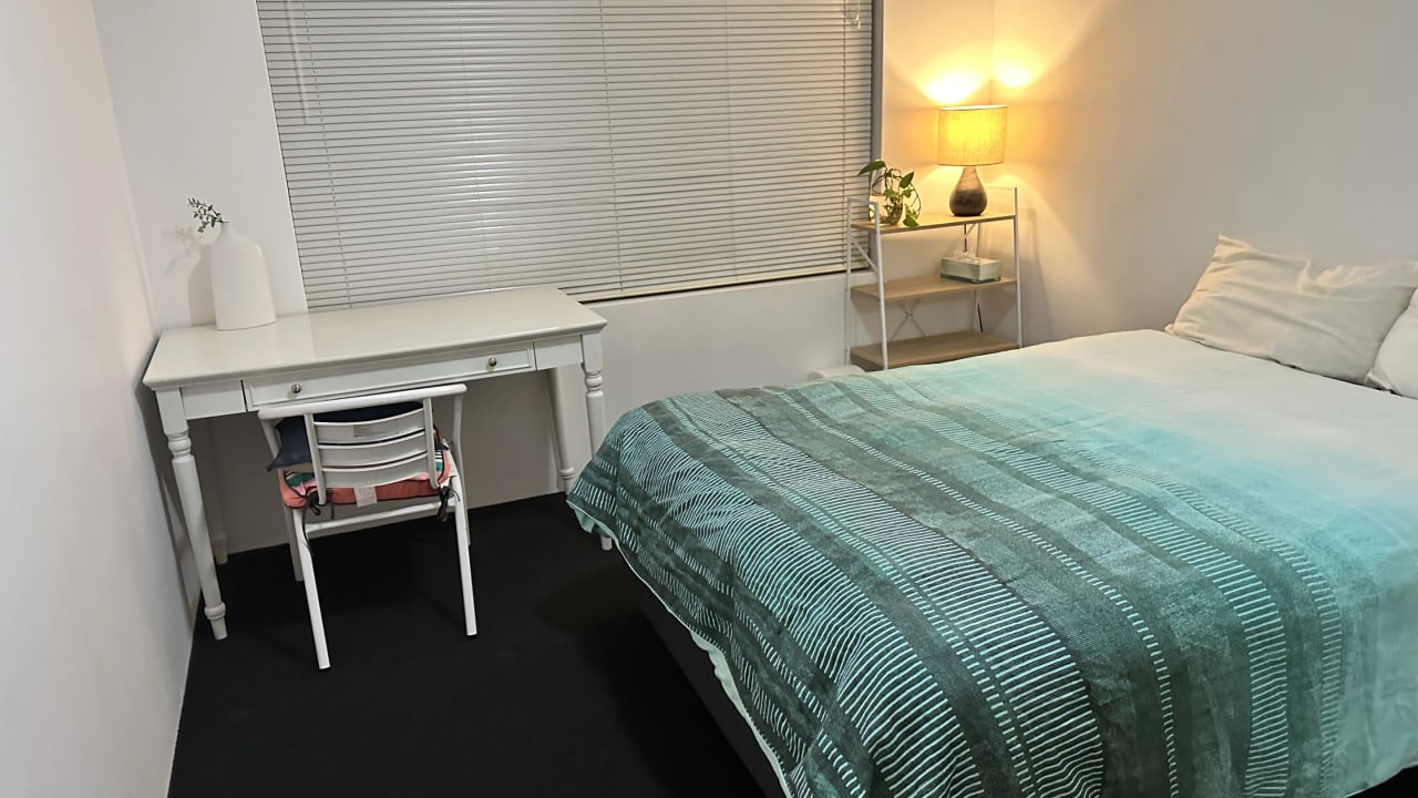 Furnished room in a share house
