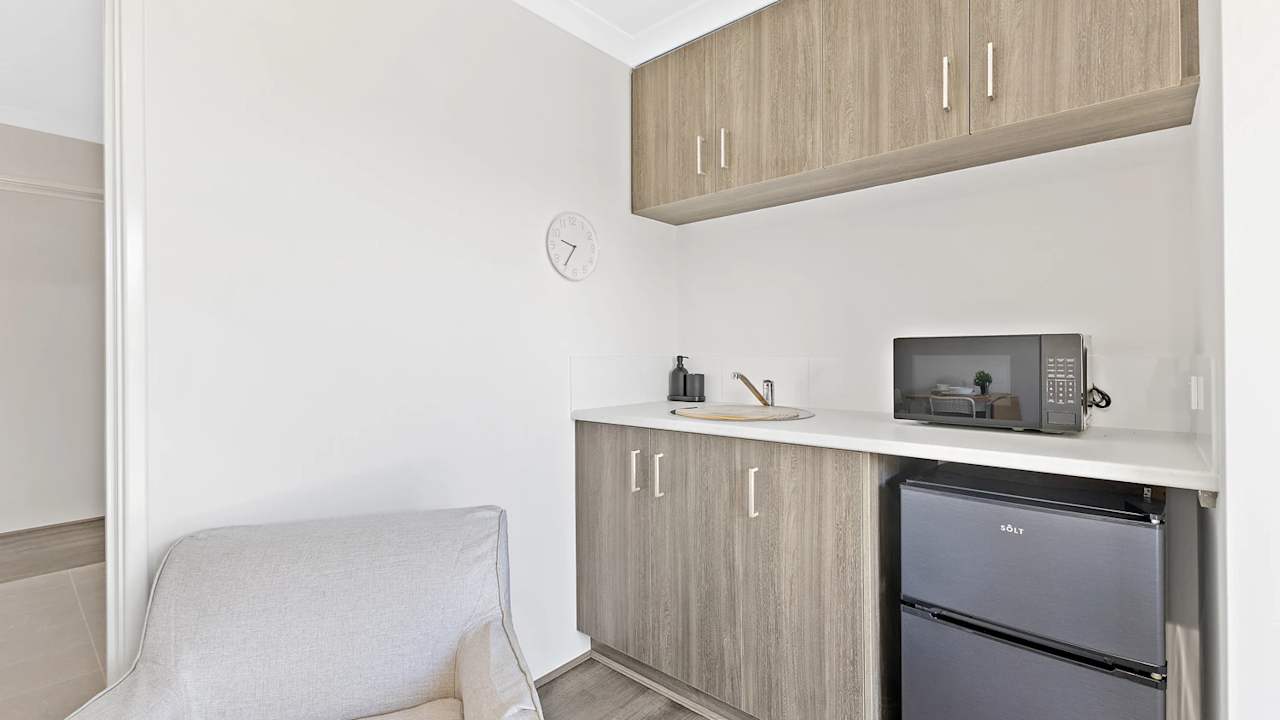 Furnished room with ensuite in a share house