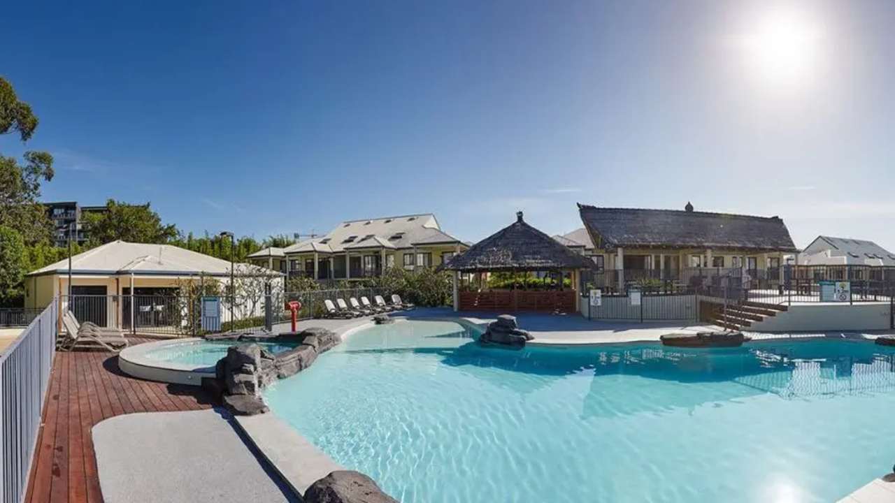 Whole property with 4 rooms for rent