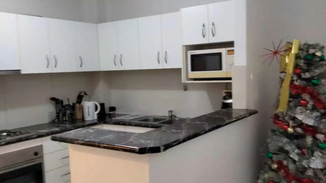 Whole property with 3 rooms for rent