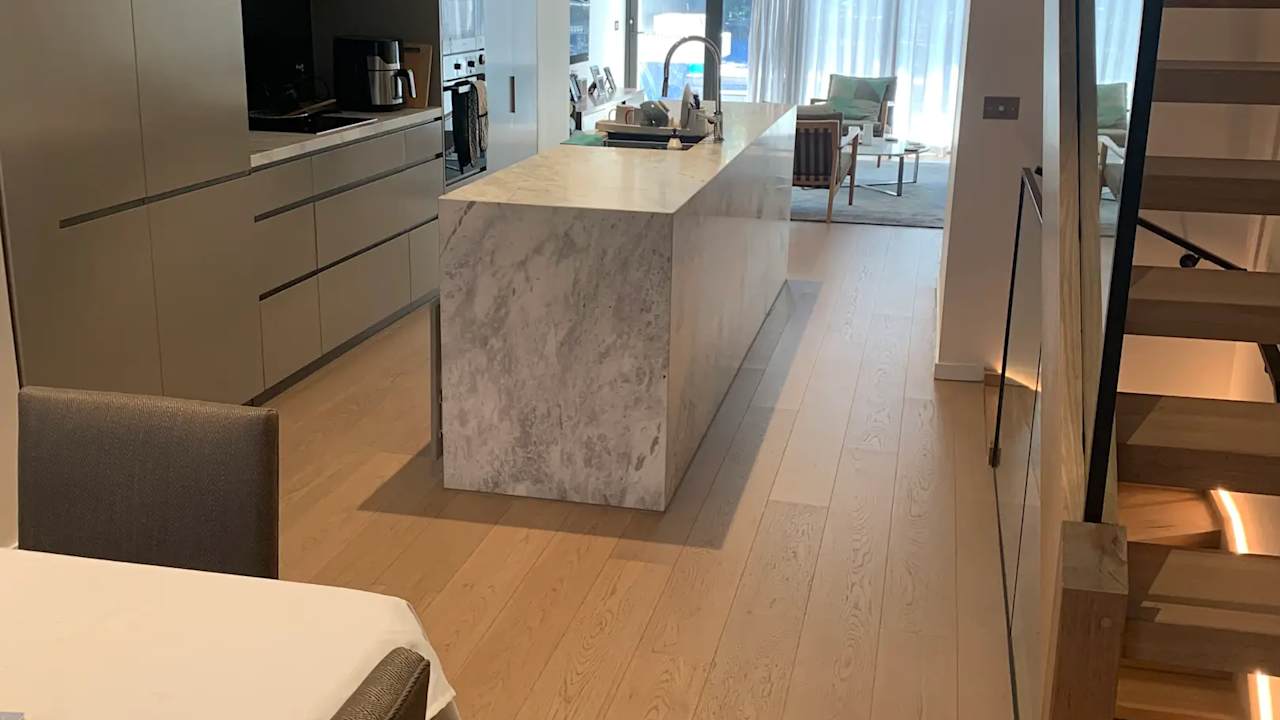 Furnished room with own bathroom