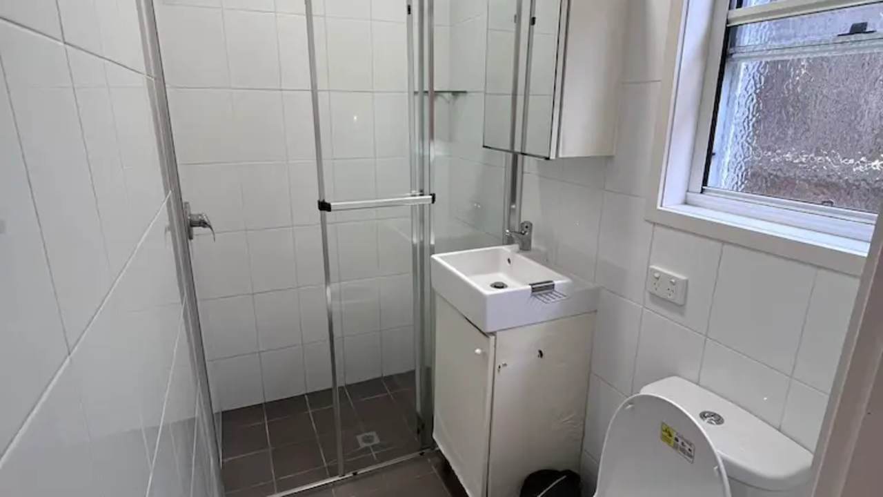 Furnished room studio flat for rent