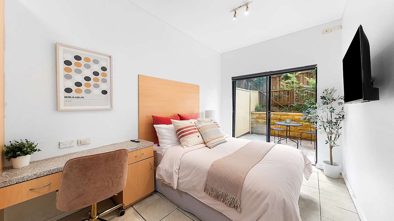 Room studio flat for rent