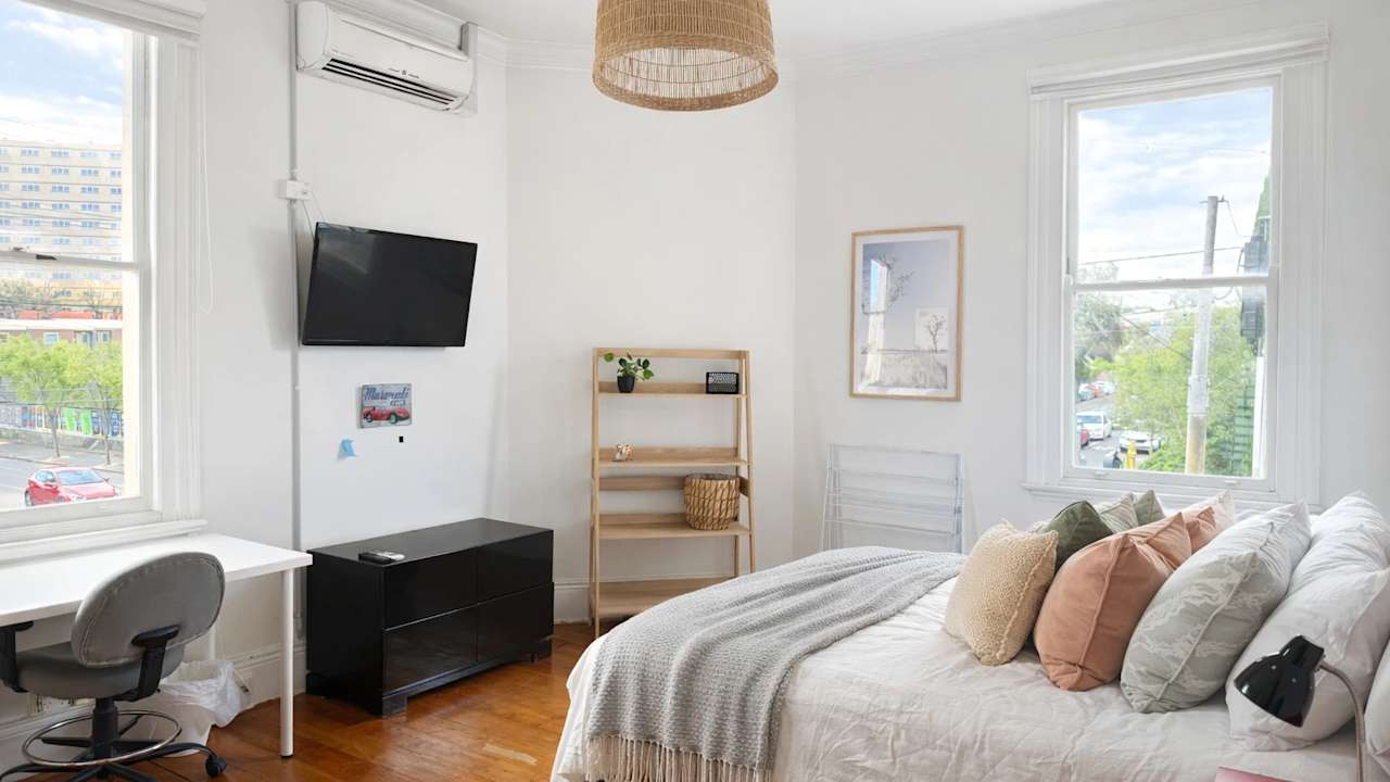 Whole property with 3 rooms for rent