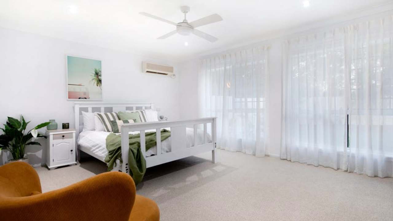 Unfurnished room with own bathroom