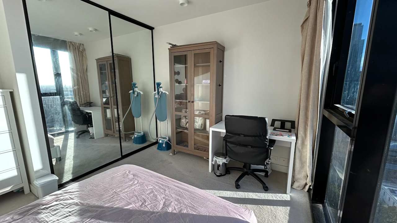 Furnished room with own bathroom