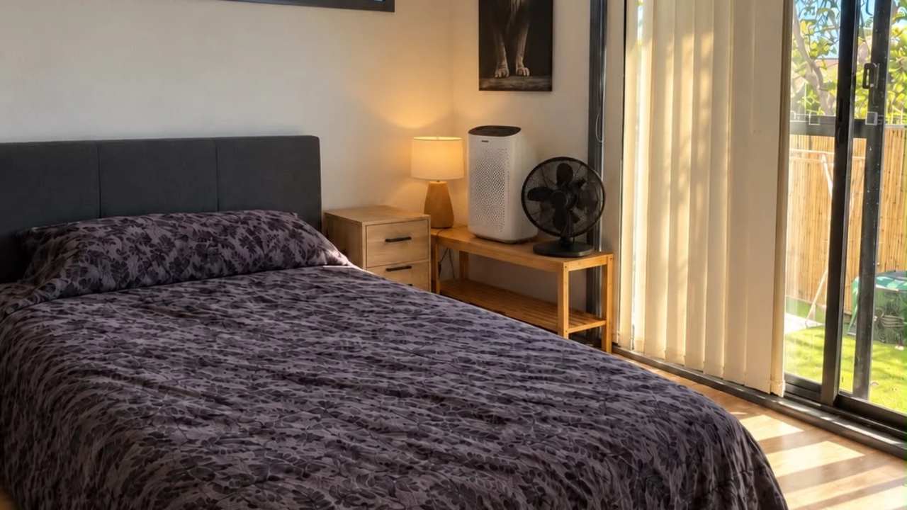 Furnished room in a share house