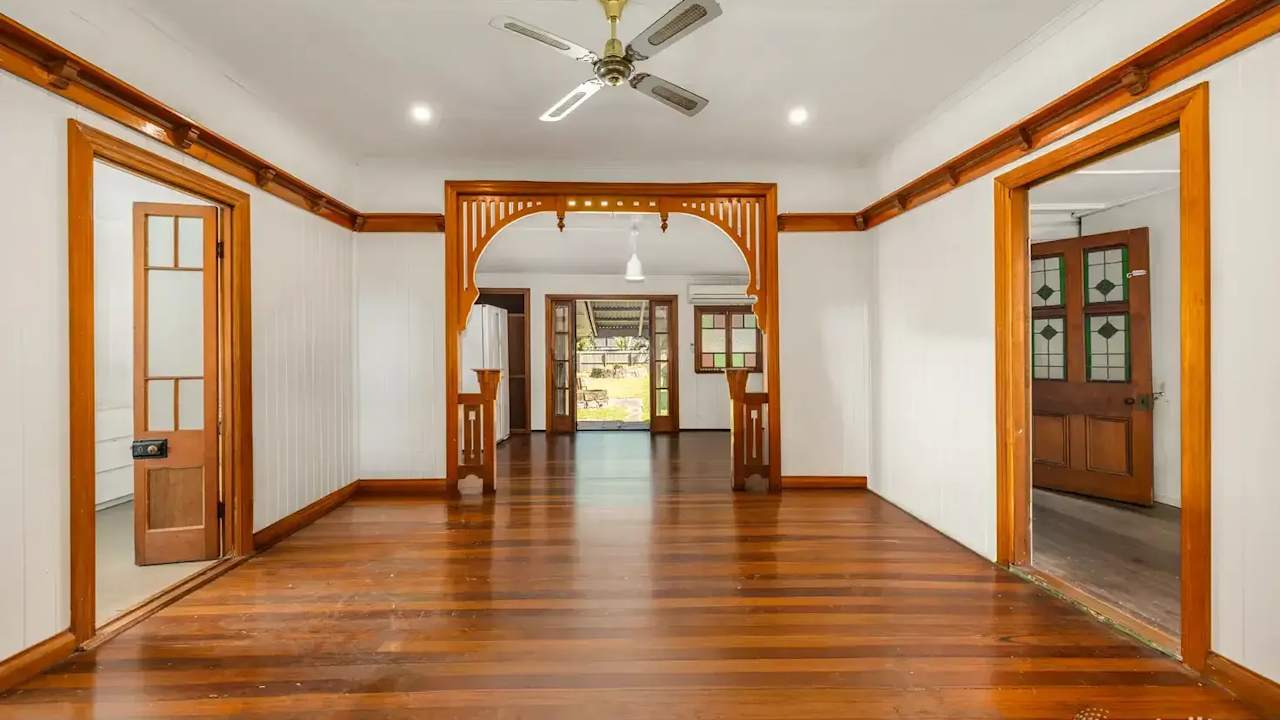 Room in a share house