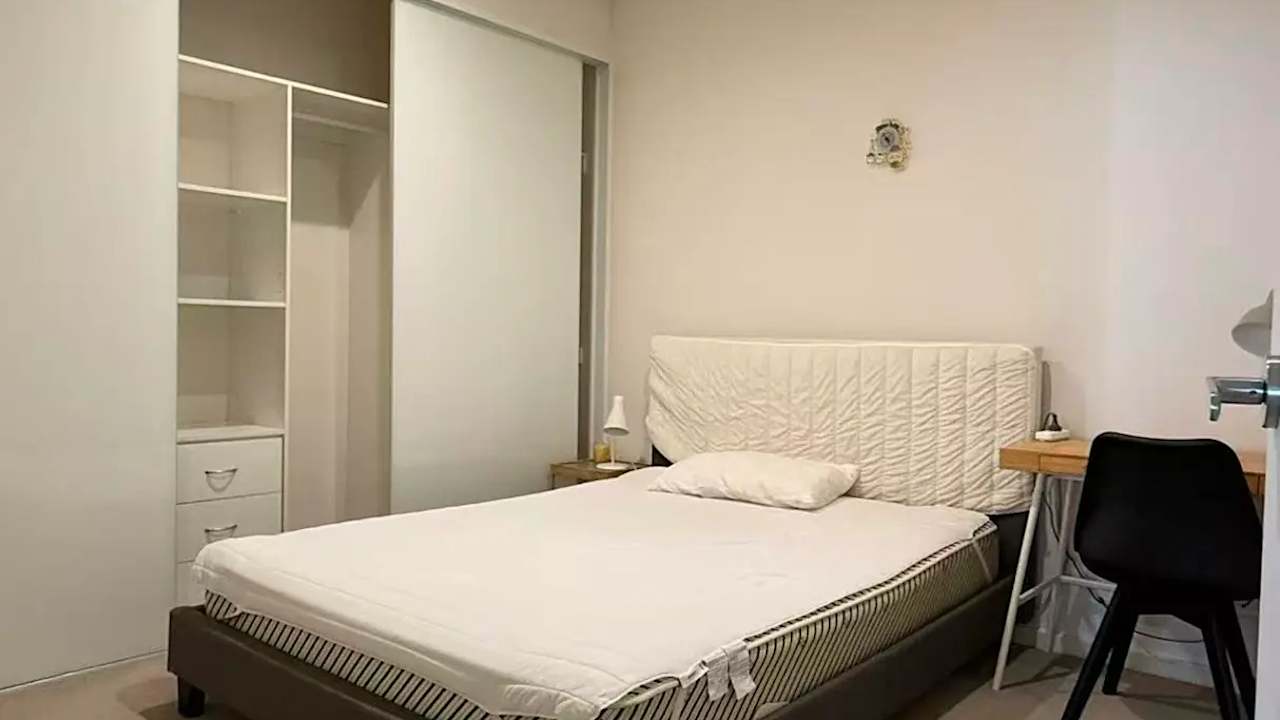 Whole property with 2 rooms for rent