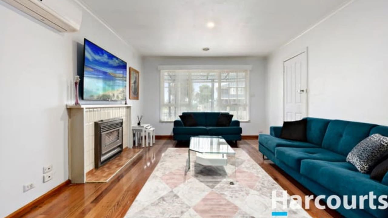 Unfurnished room in a share house