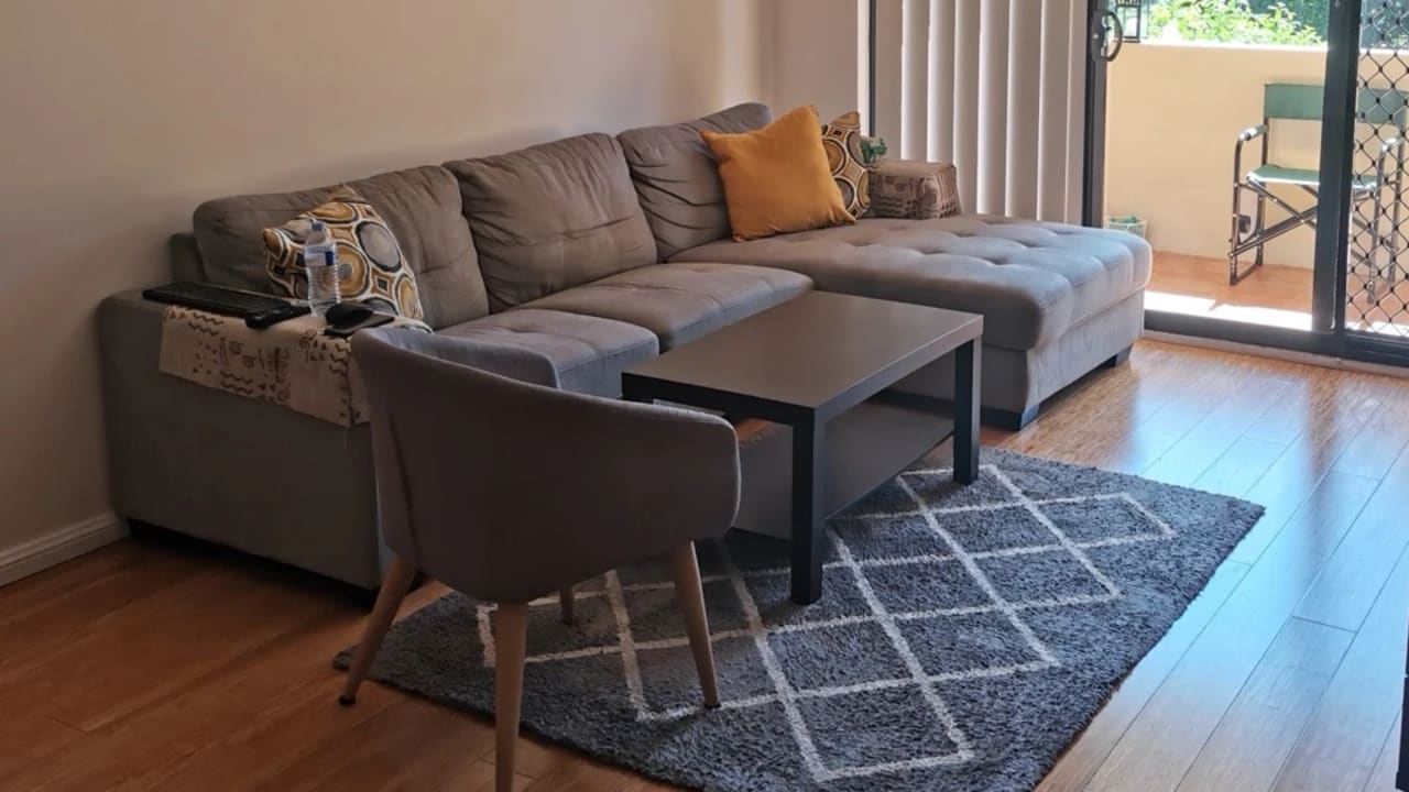 Whole property with 2 rooms for rent
