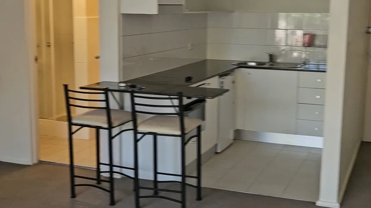 Furnished room studio flat for rent