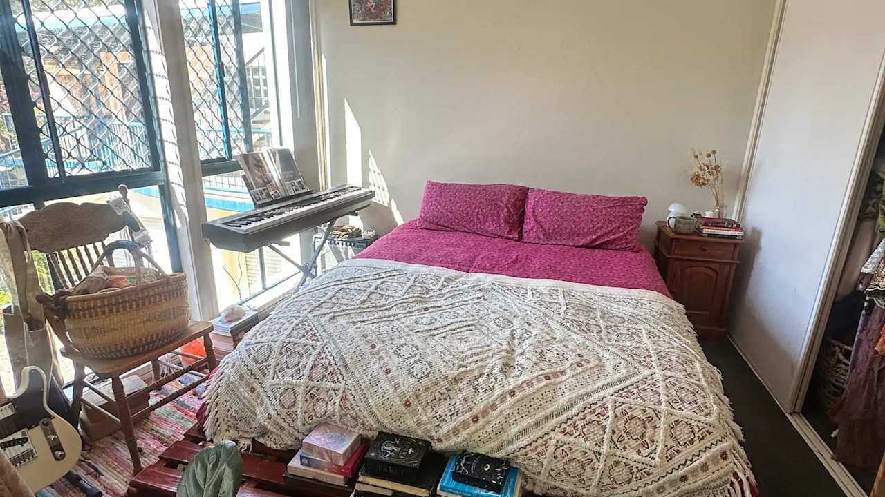 Unfurnished room with own bathroom