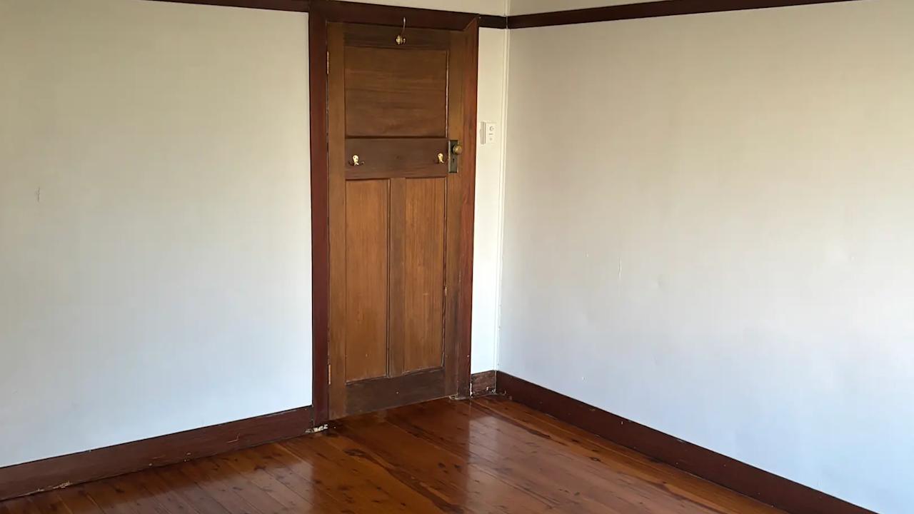 Unfurnished room in a share house