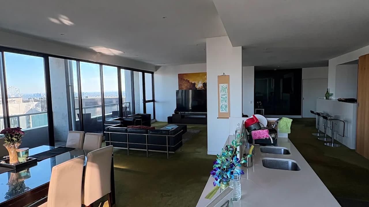 Furnished room with own bathroom