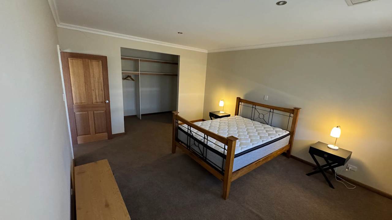 Furnished room in a share house