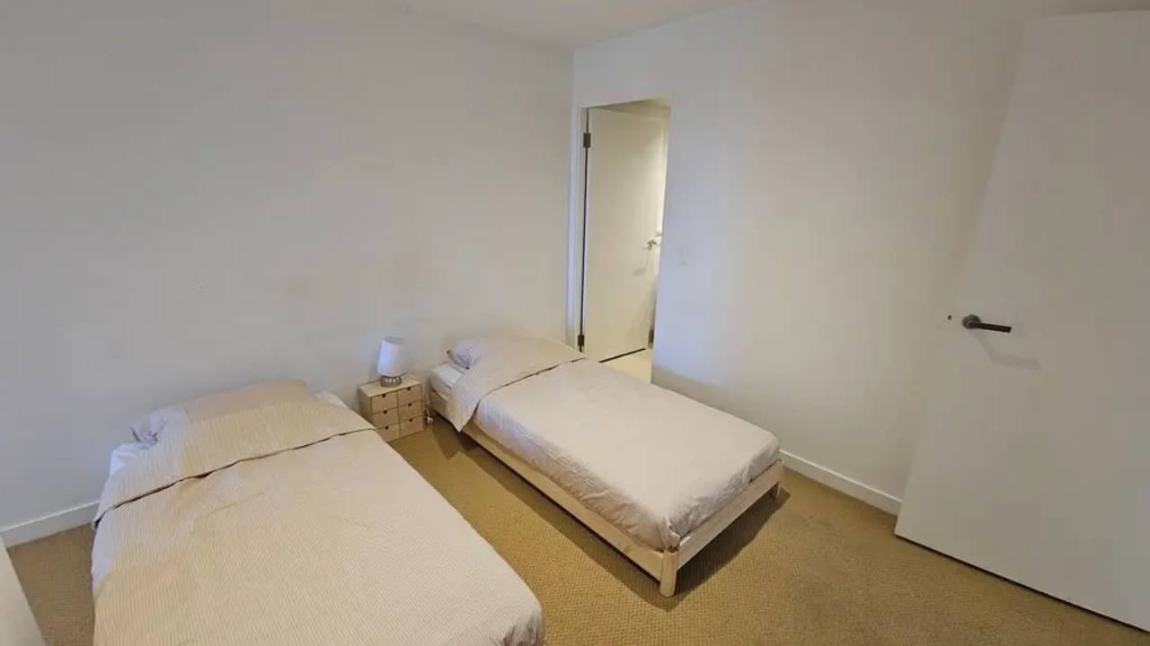 Furnished room with own bathroom